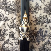 Image gallery marquee